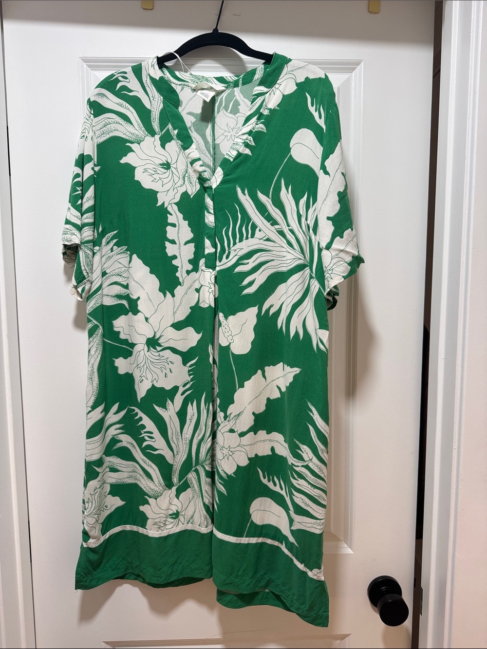H&M Green and White Tropical Cover Up Dress